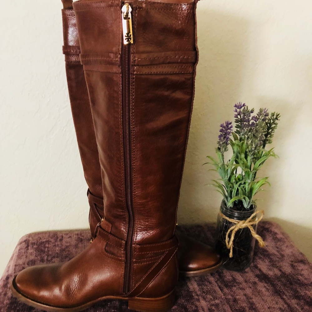 🌟🍁 Tory Burch Beautiful knee high Boots 👢🌟 - Picture 3 of 6